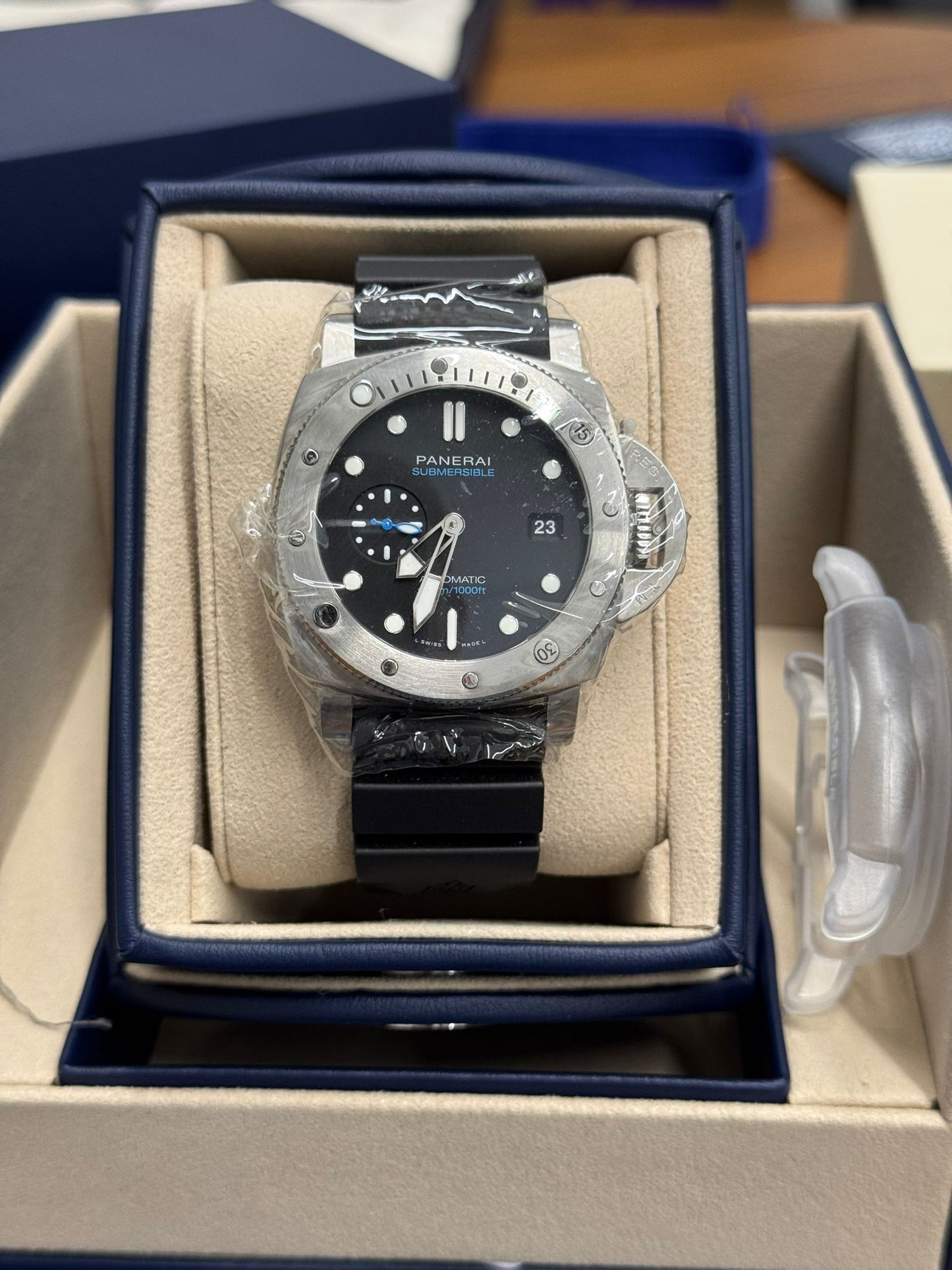 Panerai - Luminor Submersible Quarantaquattro - 44 MM - Stainless Steel - Black Dial - PAM1229