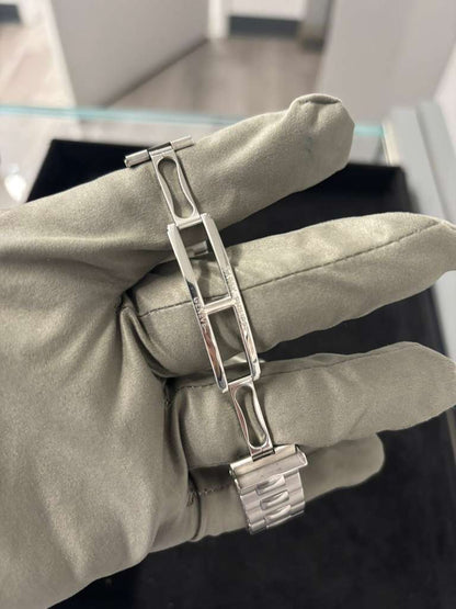 Patek Philippe Nautilus 40 MM - Steel - 5711/1A-010