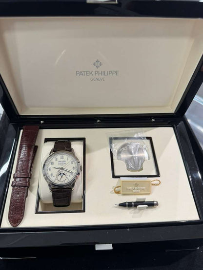 Patek Philippe Grand Complications - Moonphase and Annual Calender - 40 MM - White Gold - 5320G-001