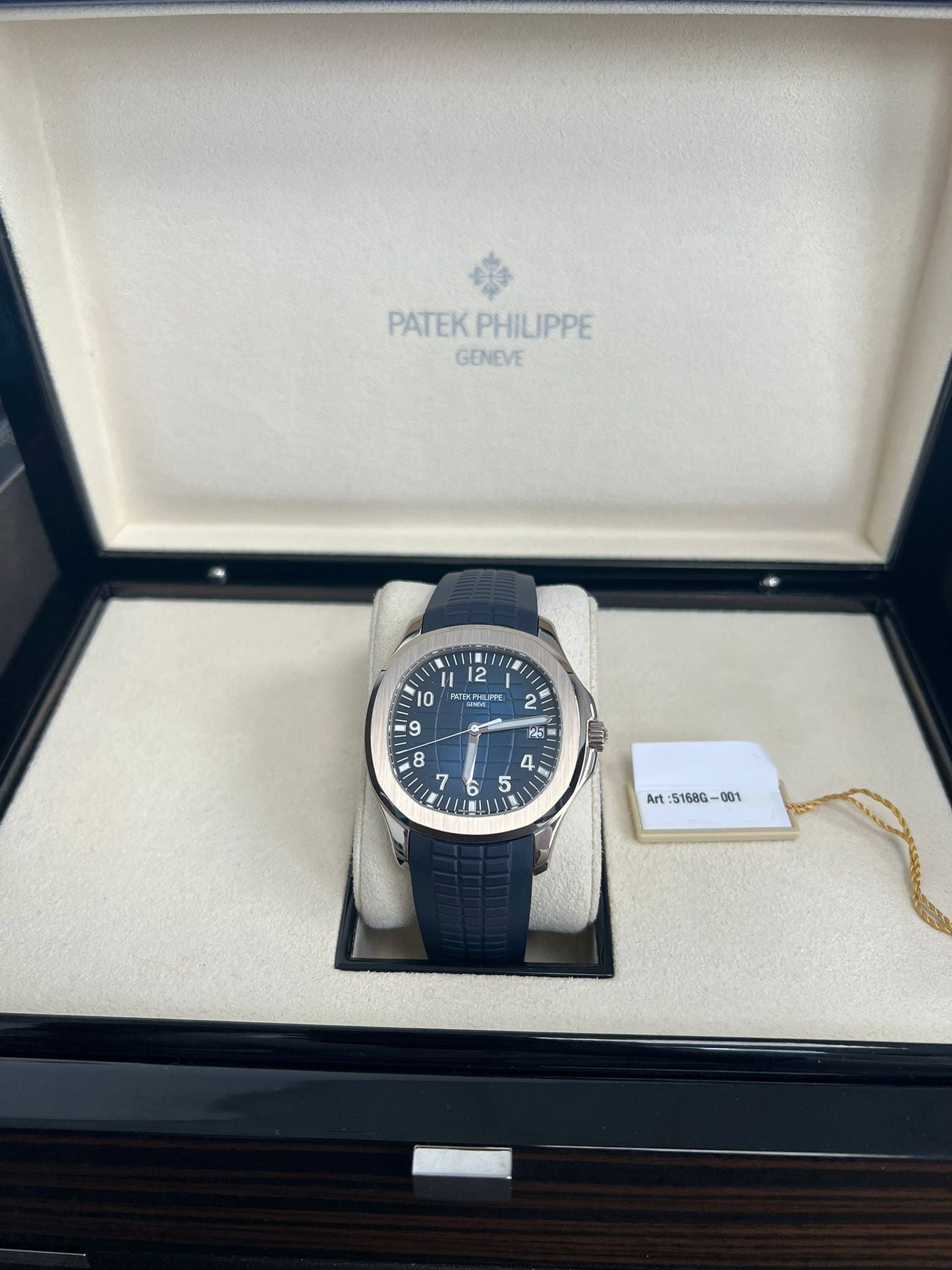 Patek Philippe -Aquanaut - 42.2MM - White Gold - 5168G-001