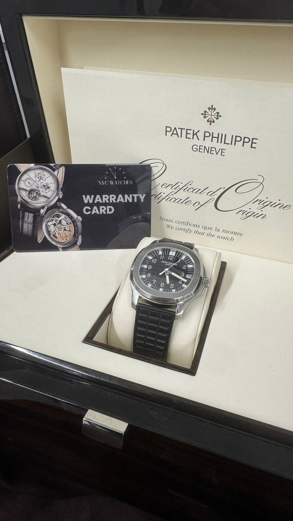 Patek Philippe Aquanaut - 37 MM - Steel - 5065A-001
