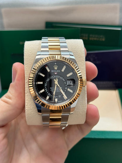 Rolex - Skydweller - 42 MM - Stainless Steel and Yellow Gold - Black Index Dial - Fluted Bezel - Oyster Bracelet - 336933-0003