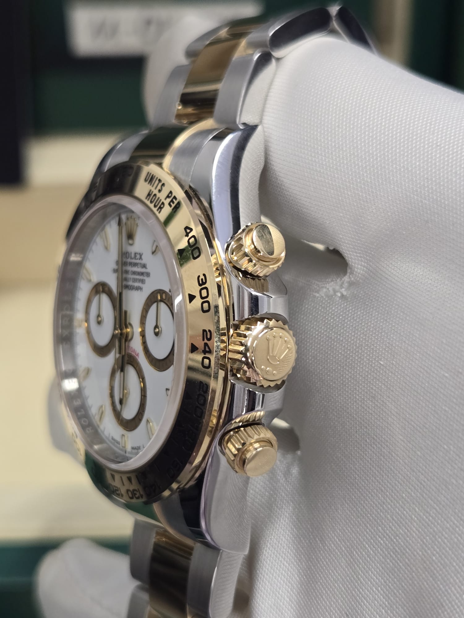 Rolex Oystersteel and Yellow Gold Cosmograph Daytona Watch - 40 MM - Oyster Bracelet - Fixed Bezel - White Index Dial - 126503 wio