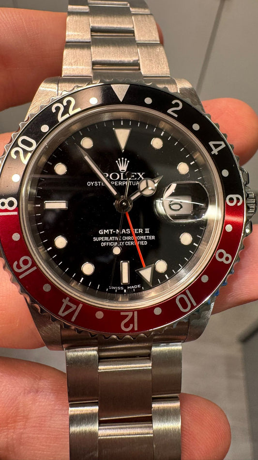 Rolex GMT-Master II - Steel - 40 MM - 16710 bkrd