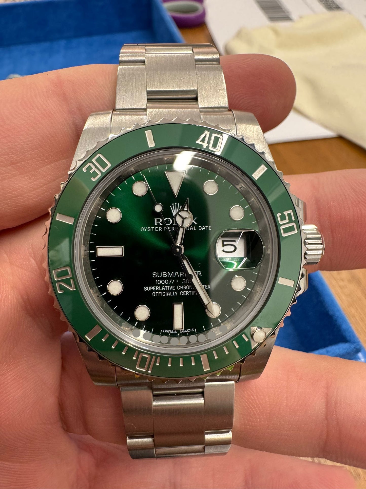 Rolex Hulk Steel Submariner Watch 40MM - Oyster Bracelet - Green Dial - 116610LV