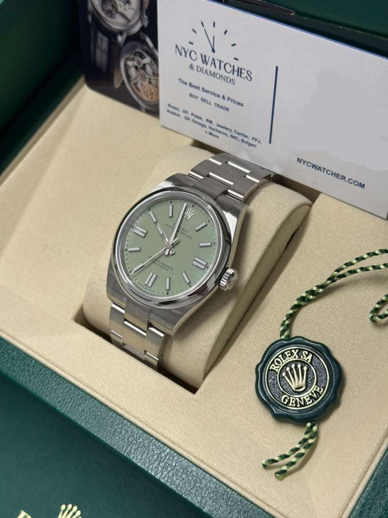 Rolex Oyster Perpetual - Stainless Steel - 41 MM - Oyster Bracelet - Pistachio Dial - Domed Bezel - 134300-0006