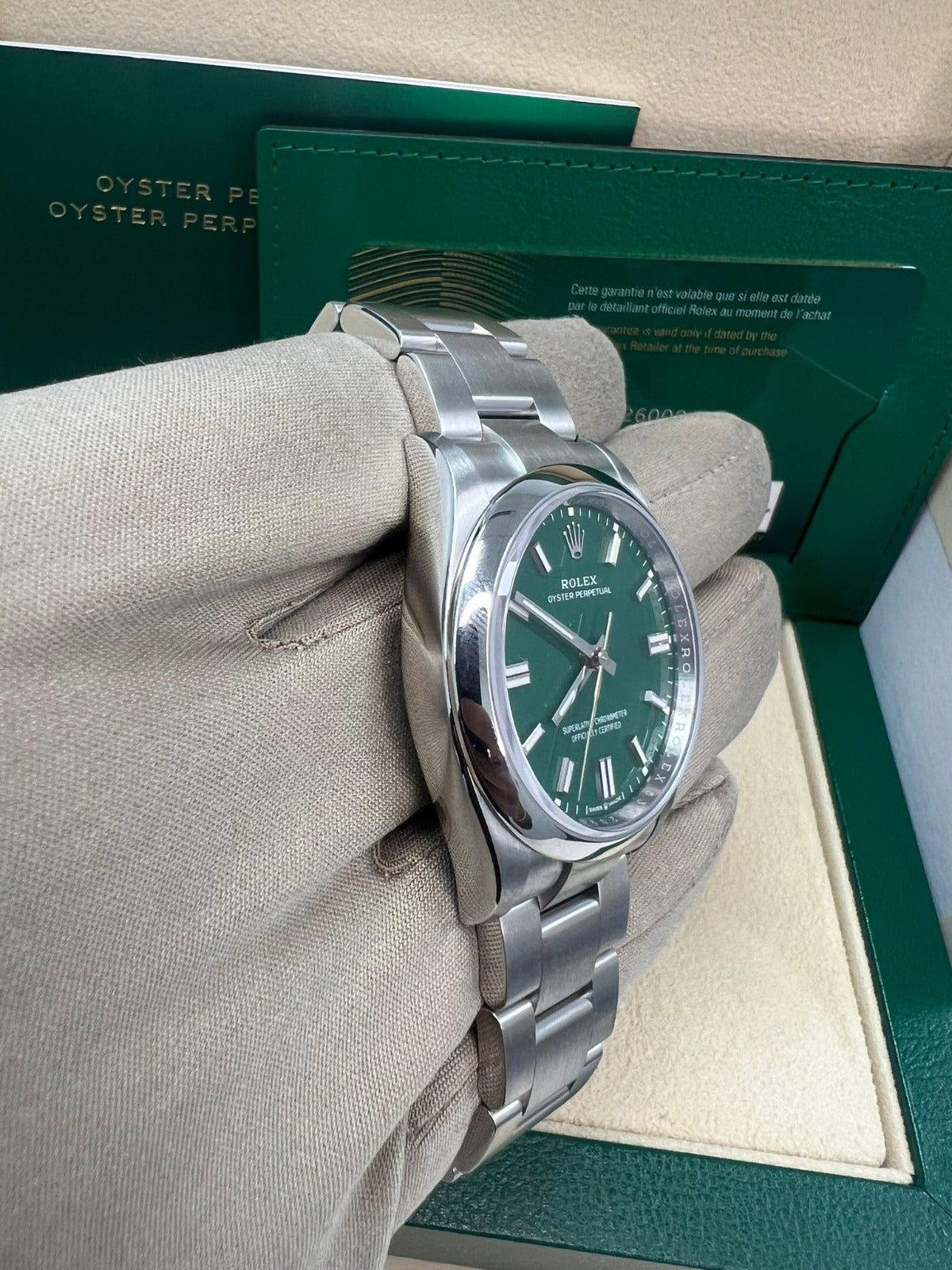 Rolex Stainless Steel Oyster Perpetual no date Watch - 36 MM - Oyster Bracelet - Green Dial - 126000 greio