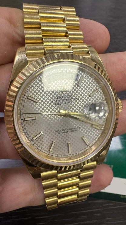 Rolex Presidential Yellow Gold Day-Date 40MM - President Bracelet Watch - Silver Diagonal Motif Index Dial - 228238-0008