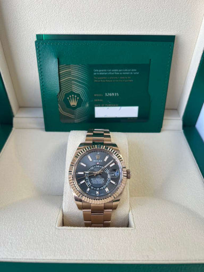 Rolex Sky Dweller - 42 MM - Rose Gold - 326935-0007