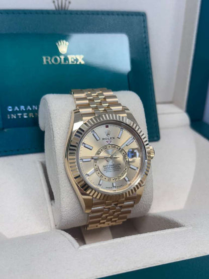 Rolex Sky Dweller - 42 MM - Yellow Gold - Champagne Dial - 336938-0004