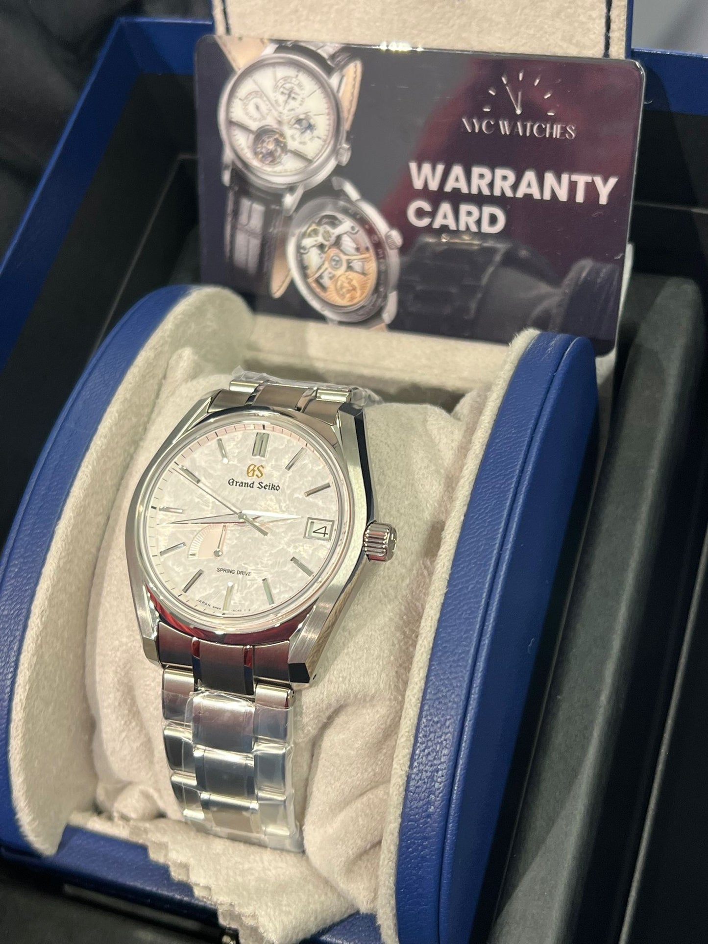 Grand Seiko - Heritage - 40 MM - Titanium - Pale Pink Dial - SBGA413