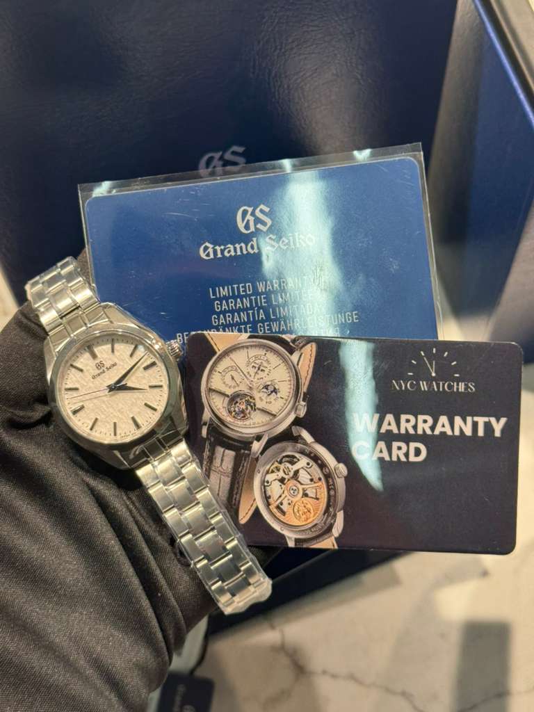 Grand Seiko - Heritage - 33 MM - Stainless Steel - Silver White "Snowflake" Dial - SBGX359