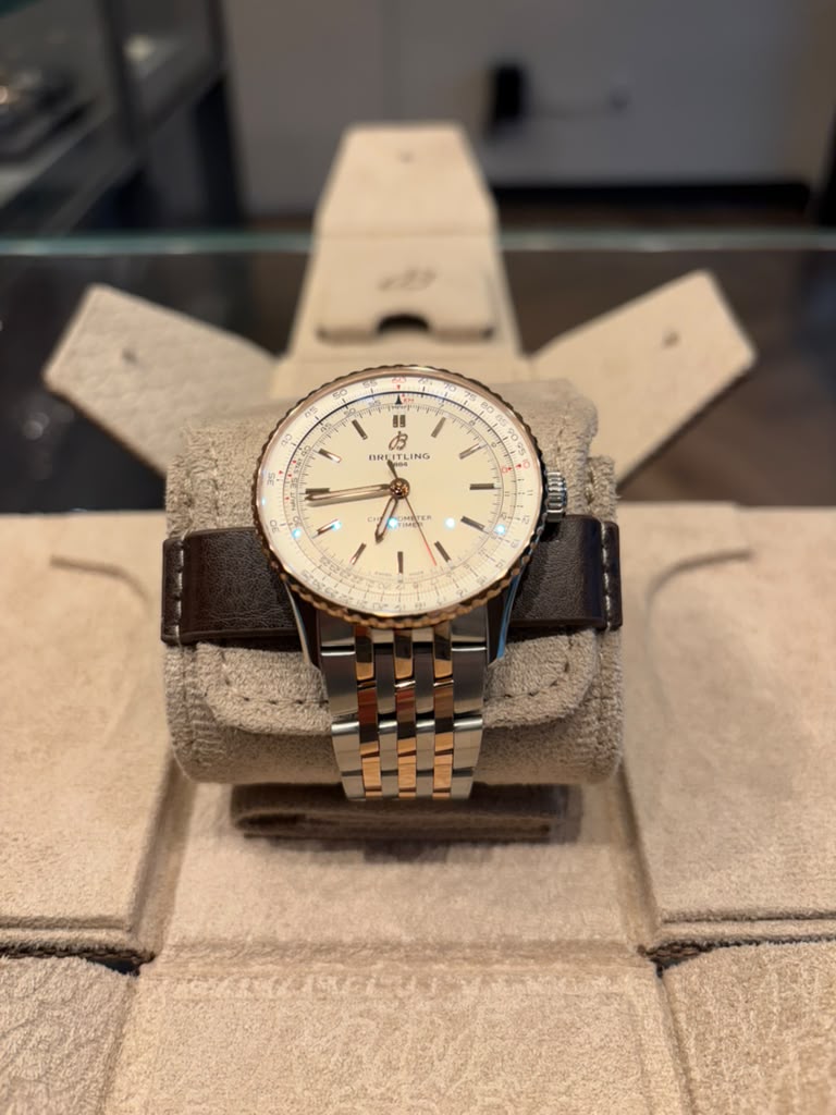 Breitling Navitimer Automatic 41 Stainless Steel &amp; 18K Red Gold – Beige Dial – Two-Tone Bracelet – U17329F41G1U1