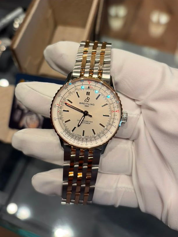 Breitling Navitimer Automatic 41 Stainless Steel &amp; 18K Red Gold – Beige Dial – Two-Tone Bracelet – U17329F41G1U1