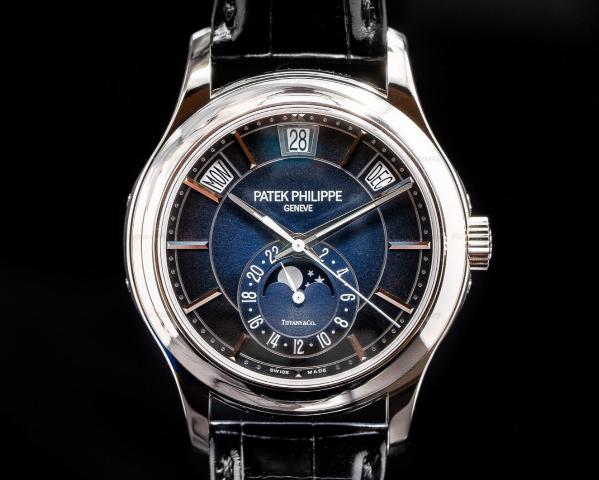 Patek Philippe Complications - Moonphase - 40 MM - White Gold - Blue Tiffany Stamped Dial - 5205G-013