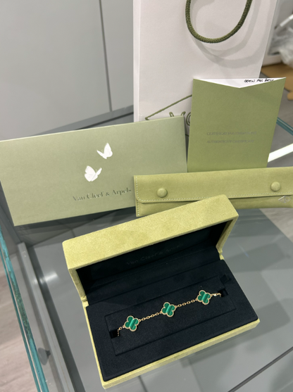 Van Cleef & Arpels Vintage Alhambra Bracelet - 18k Yellow Gold - Malachite - 5 Motifs - VCARL80900