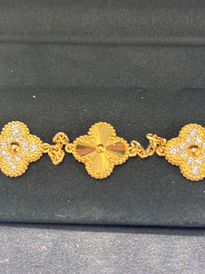 Van Cleef & Arpels Vintage Alhambra Bracelet - 18k Yellow Gold - Diamond - 5 Motifs - Tw. 1 ct - VCARP4KN00