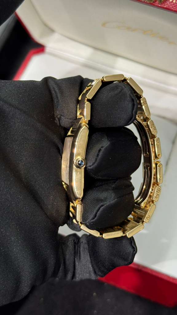 Cartier Tank Francaise Yellow Gold (Medium Model) 25 MM - Yellow Gold Bracelet - Silver Dial - W50003N2