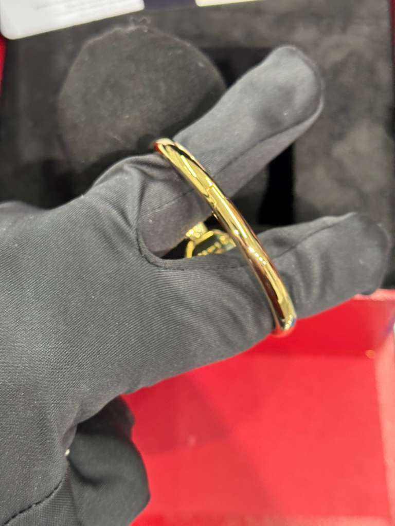 Cartier - Baignoire 16 - 24.6 MM x 18.7 MM - Yellow Gold - Silvered Dial - WGBA0045