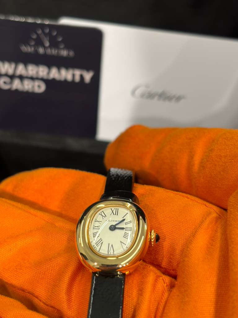 Cartier Baignoire Yellow Gold 24.6 MM (Mini model) - Black Patent Leather Strap - Silvered Dial - WGBA0075