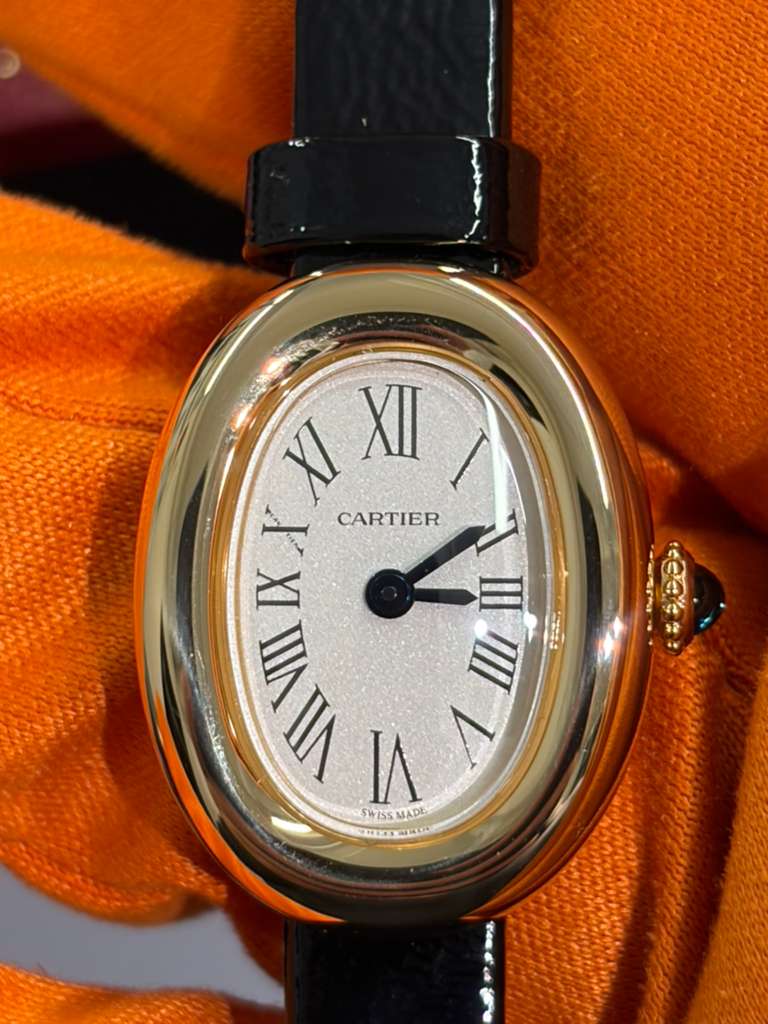 Cartier Baignoire Yellow Gold 24.6 MM (Mini model) - Black Patent Leather Strap - Silvered Dial - WGBA0075