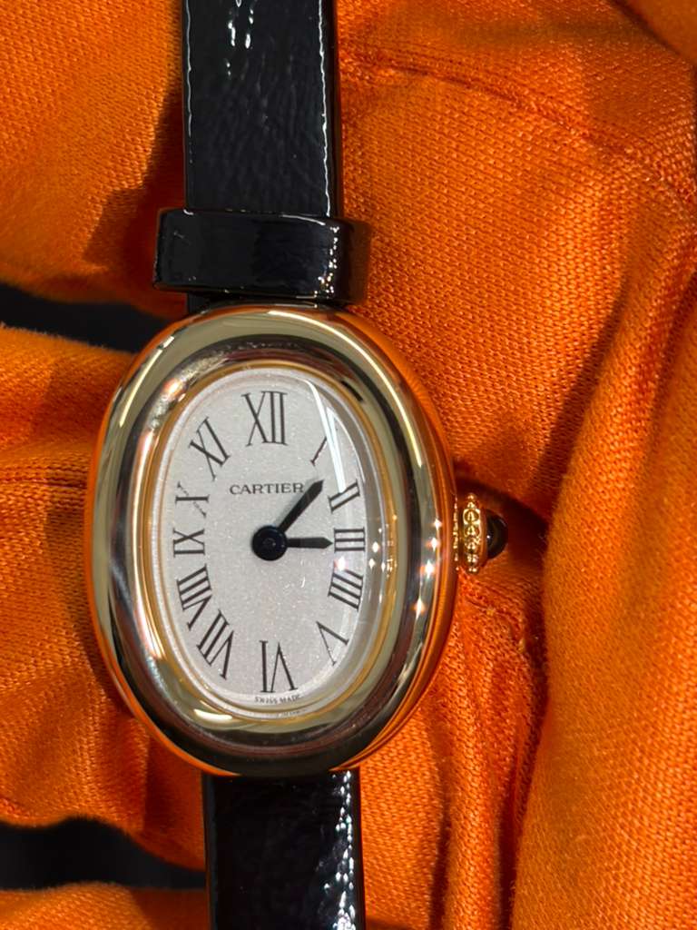 Cartier Baignoire Yellow Gold 24.6 MM (Mini model) - Black Patent Leather Strap - Silvered Dial - WGBA0075