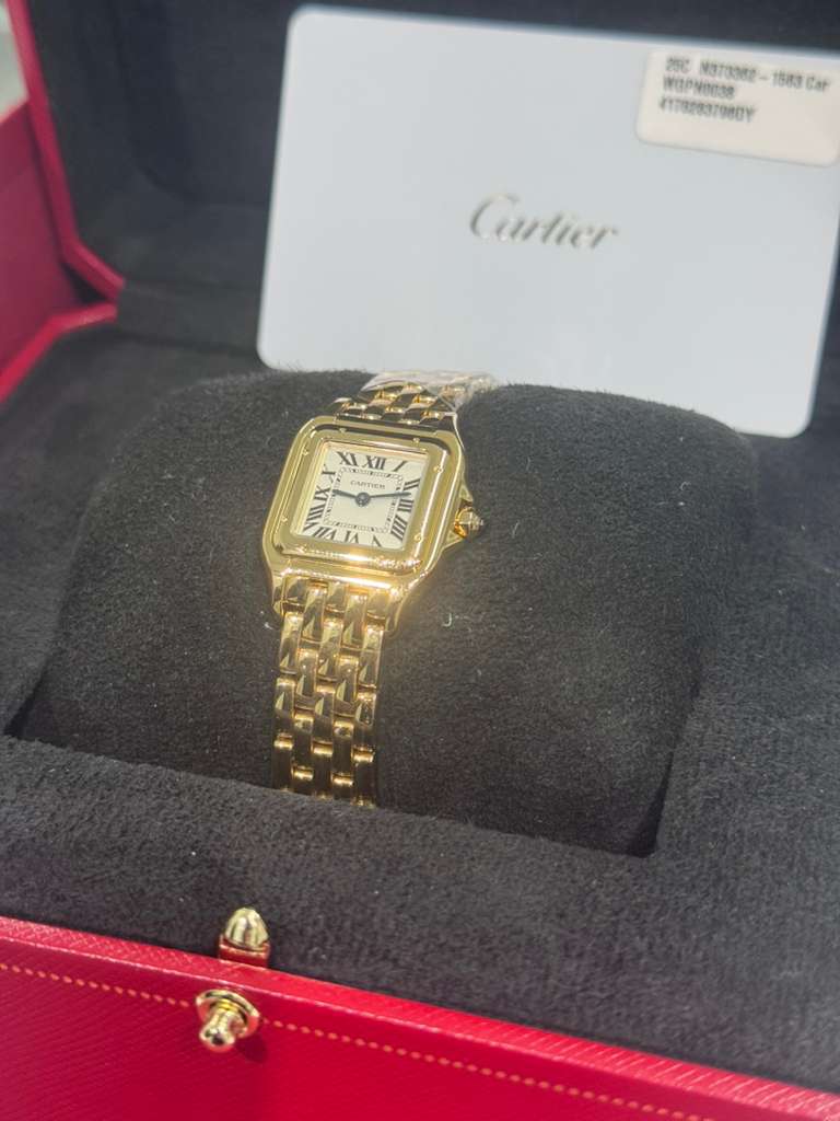 Cartier Panthére De Cartier Yellow Gold (Small Model) 23 x 30 MM - Yellow Gold Bracelet - Yellow Gold Bezel - White Dial - WGPN0038