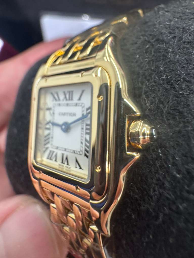 Cartier Panthére De Cartier Yellow Gold (Small Model) 23 x 30 MM - Yellow Gold Bracelet - Yellow Gold Bezel - White Dial - WGPN0038