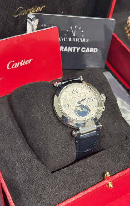 Cartier Pasha de Cartier Steel 41 MM - Blue Alligator Leather Strap -&nbsp; Second Strap in Gray Alligator Leather - Silver Flinqué Dial - WSPA0030