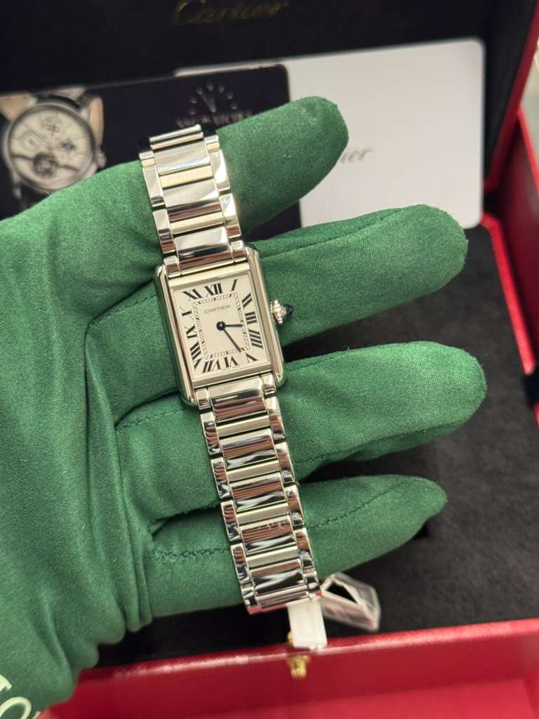 Cartier - Tank Must Solarbeat™ - Small Model - 29.5 MM x 22 MM - Stainless Steel - Silvered Dial - WSTA0121