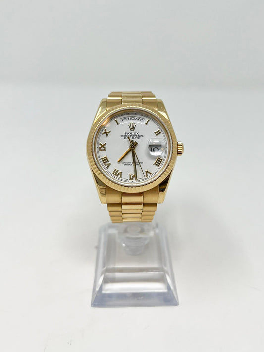 Rolex Presidential Yellow Gold Gold Day-Date 36 MM - President Bracelet Watch - Fluted Bezel - White Roman Dial - 118238