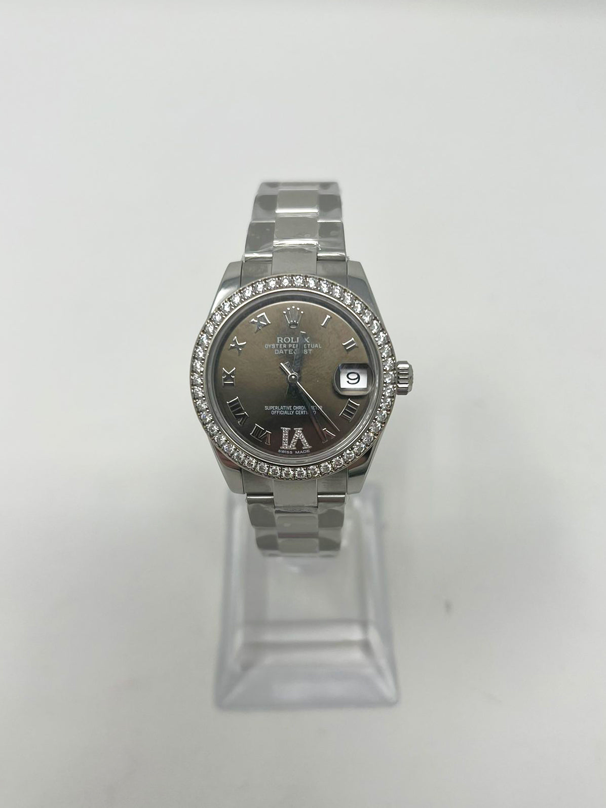 Rolex Datejust Stainless Steel - 31 MM - Oyster Bracelet - Diamond Bezel - Grey Diamond Dial - 178384 o GRD