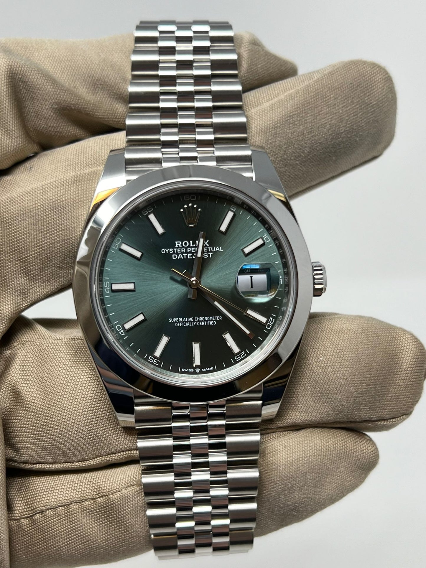 Rolex Stainless Steel Datejust 41 Date Watch - 41 MM - Jubilee Bracelet - Smooth Bezel - Mint Green Dial - 126300 mgij