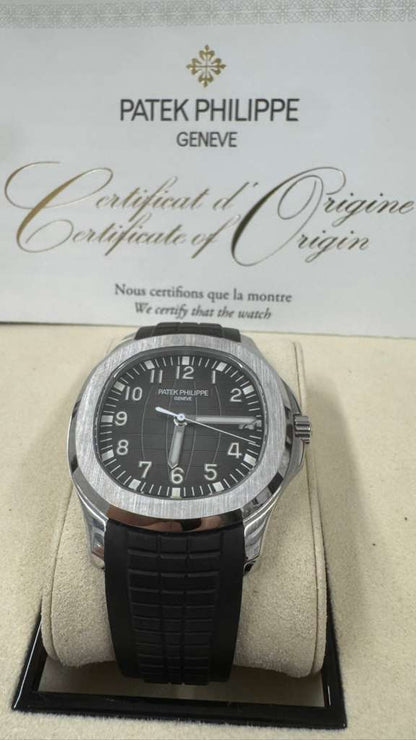Patek Philippe Aquanaut - 40 MM - Steel - 5167A-001