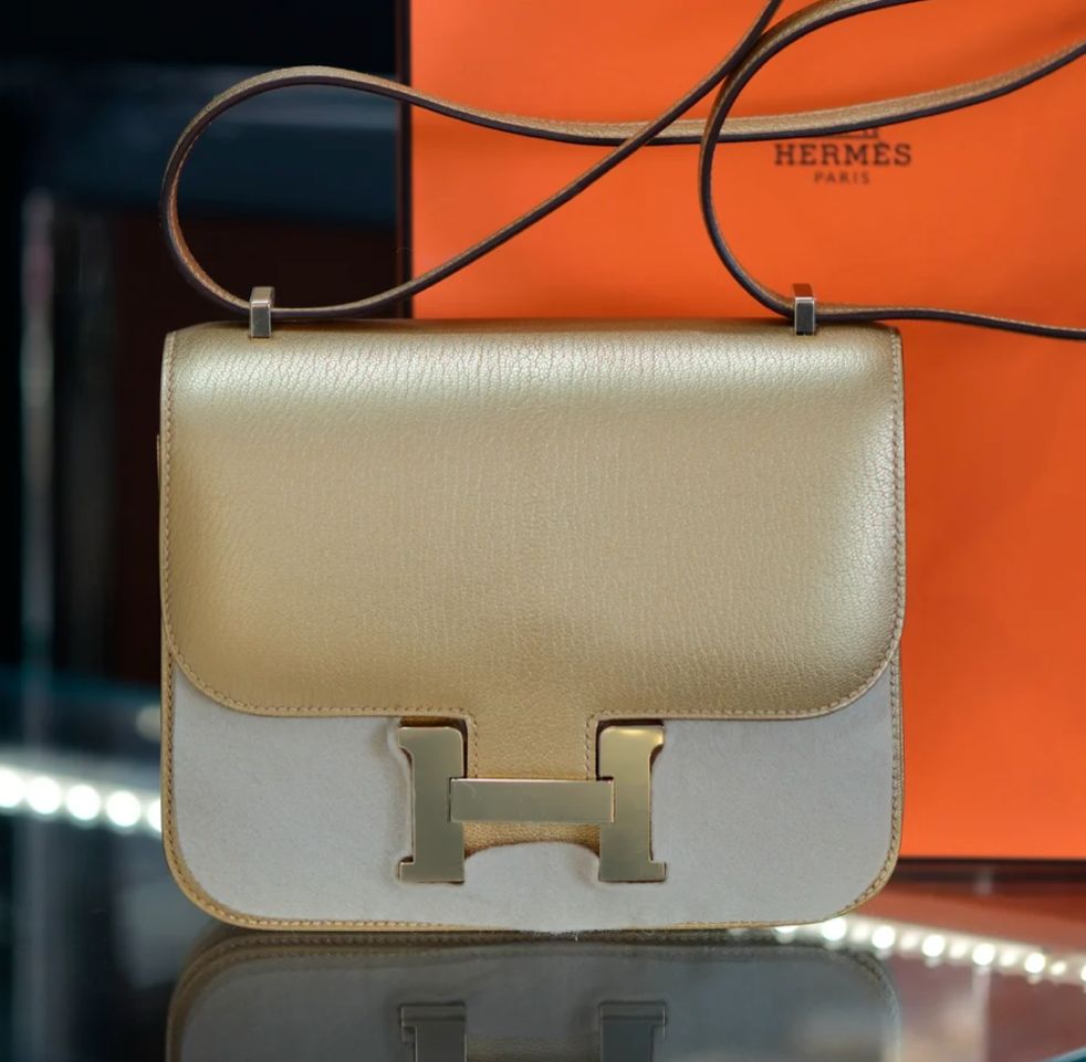 Hermès Constance 18 - Limited Edition - Dore - Chevre Chamkilight - Permabrass Hardware - C18DCPBHW