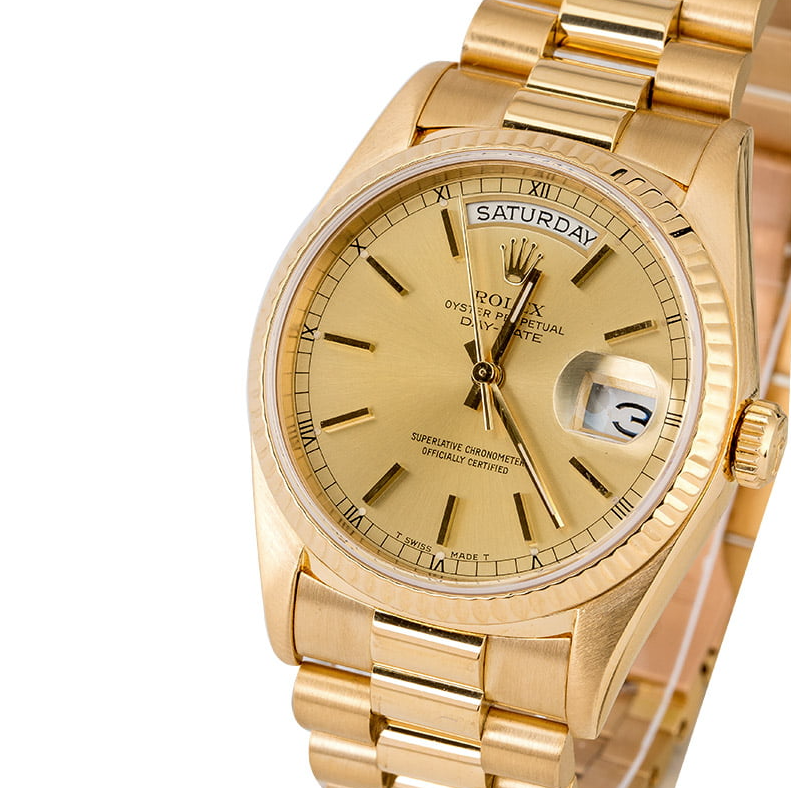 Rolex Day-Date - 36 MM - Yellow Gold - Fluted Bezel - Champagne Dial - 18208 FICH