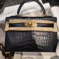 Hermès Kelly Sellier 20 - Black Matte Alligator Leather - Gold Hardware - K20BMAGHW