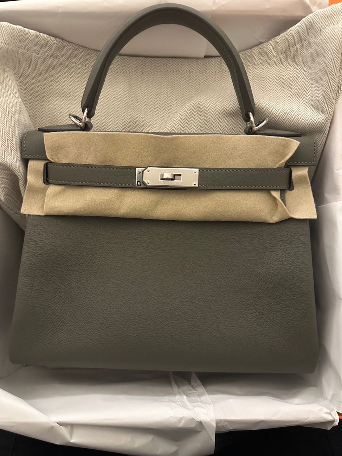 Hermès Kelly Retourne 28 - Gris Meyer Evercolor - Palladium Hardware - K28GMEPHW