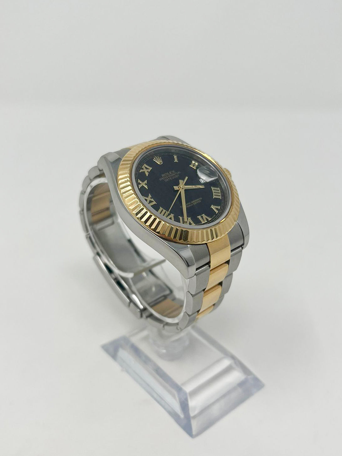 Rolex Datejust II Stainless Steel and Yellow Gold 41 MM - 2 Tone - Oyster Bracelet - Fluted Bezel - Black Roman Dial - 116333