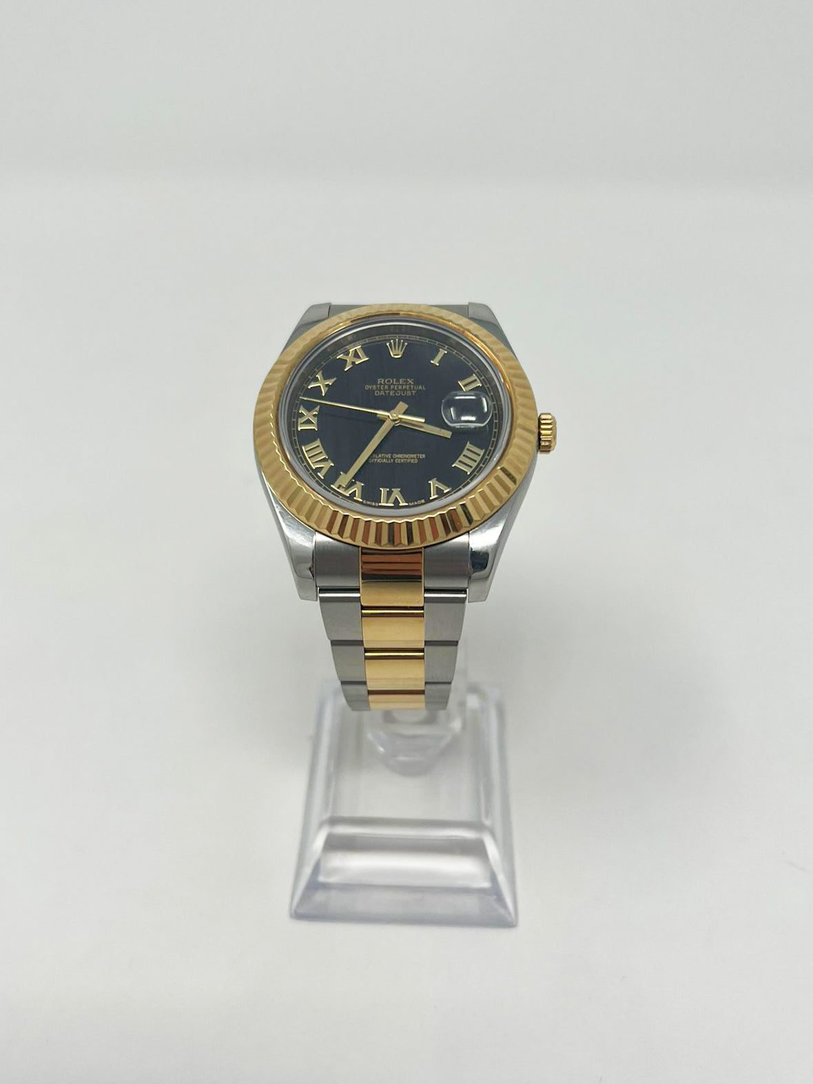 Rolex Datejust II Stainless Steel and Yellow Gold 41 MM - 2 Tone - Oyster Bracelet - Fluted Bezel - Black Roman Dial - 116333