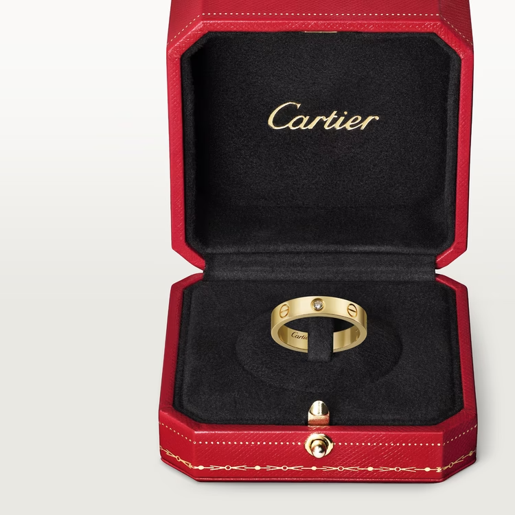 Cartier  Love Wedding Band - Yellow Gold - Diamonds - B4056100