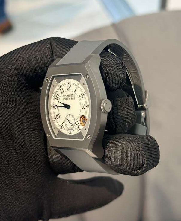 F.P. Journe Elégante Titanium 48 x 40 MM - Grey Rubber Strap - White Dial - Élégante Titanium