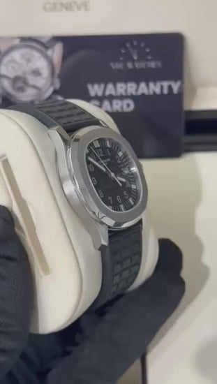 Patek Philippe Aquanaut - 36 MM - Steel - 5066A-001