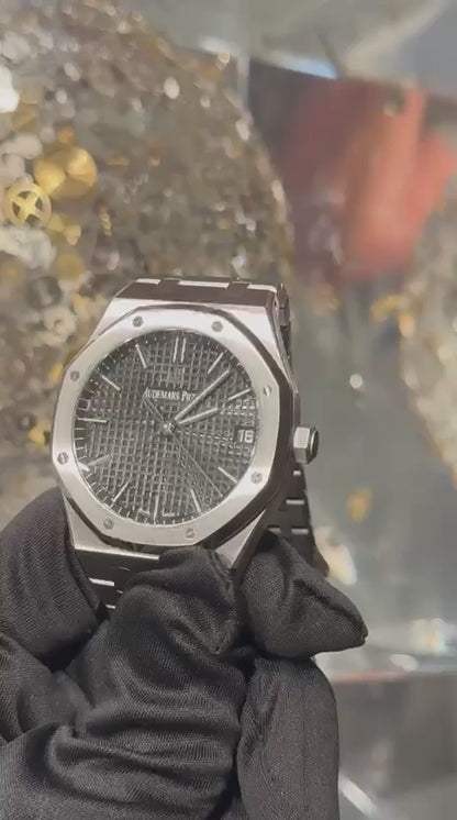 Audemars Piguet - Royal Oak - 41 MM - Steel- 15500ST.OO.1220ST.03