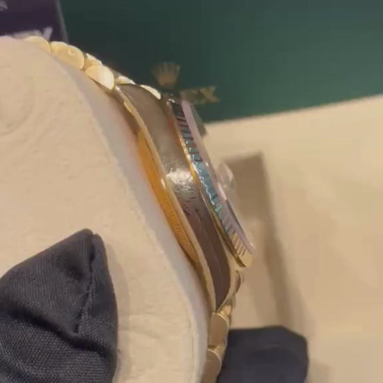 Rolex Day-Date - 36 MM - Yellow Gold - Black Diamond Dial - 18238 bkd