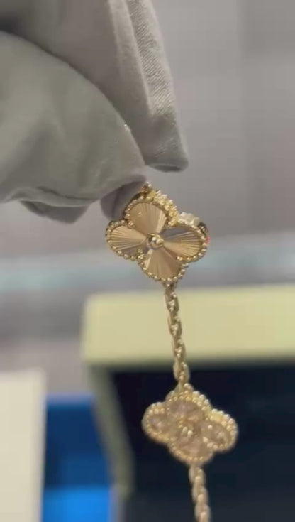 Van Cleef & Arpels Vintage Alhambra Bracelet - 18k Yellow Gold - Diamond - 5 Motifs - Tw. 1 ct - VCARP4KN00