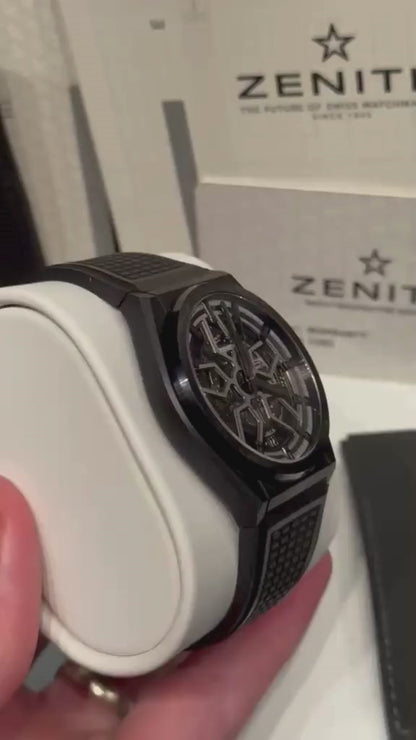 Zenith DEFY Classic - 41 MM - Black Ceramic - Skeleton Dial - Black Rubber Strap - 49.9000.670/77.R782