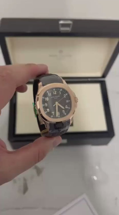 Patek Philippe Aquanaut - 40MM - Rose Gold - 5167R-001