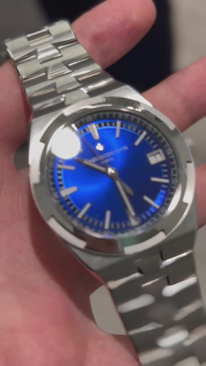 Vacheron Constantin Overseas Stainless Steel 41 MM - Stainless Steel Bracelet - Blue Dial - 4500V110A-B128
