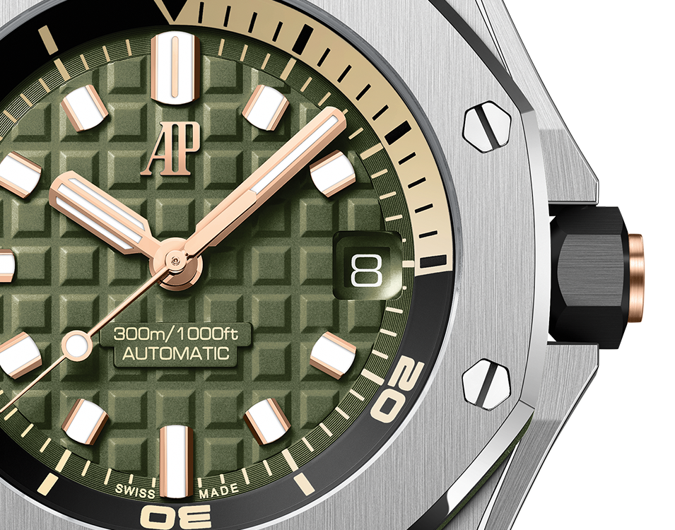 Audemars Piguet Royal Oak Offshore Stainless Steel Diver 42 MM - Khaki Green Rubber Strap - Khaki Green Dial - 15720ST.OO.A052CA.01